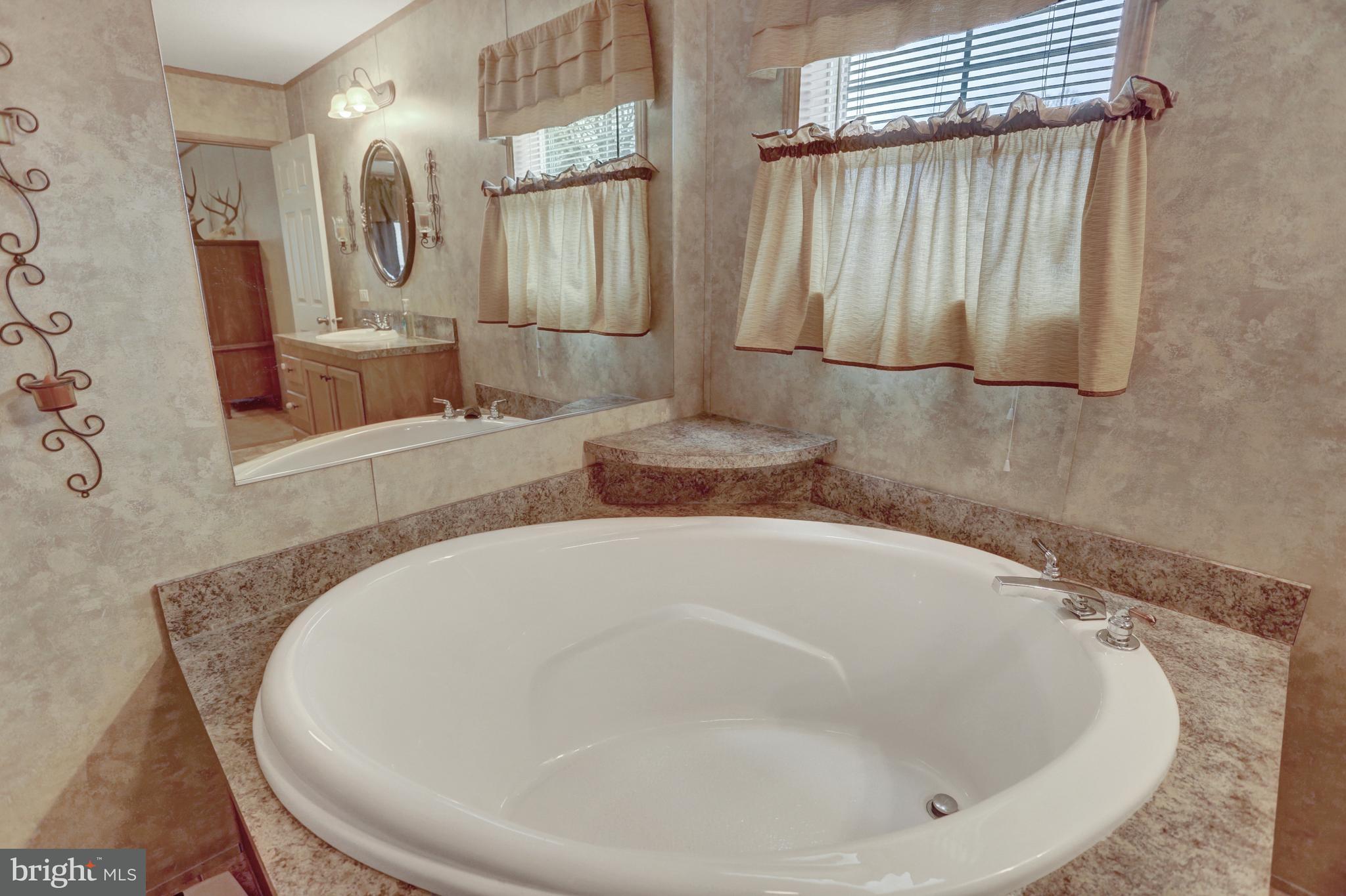 285 Hunters Valley Road Liverpool, PA 17045 - Photo 19 of 35 Master bath