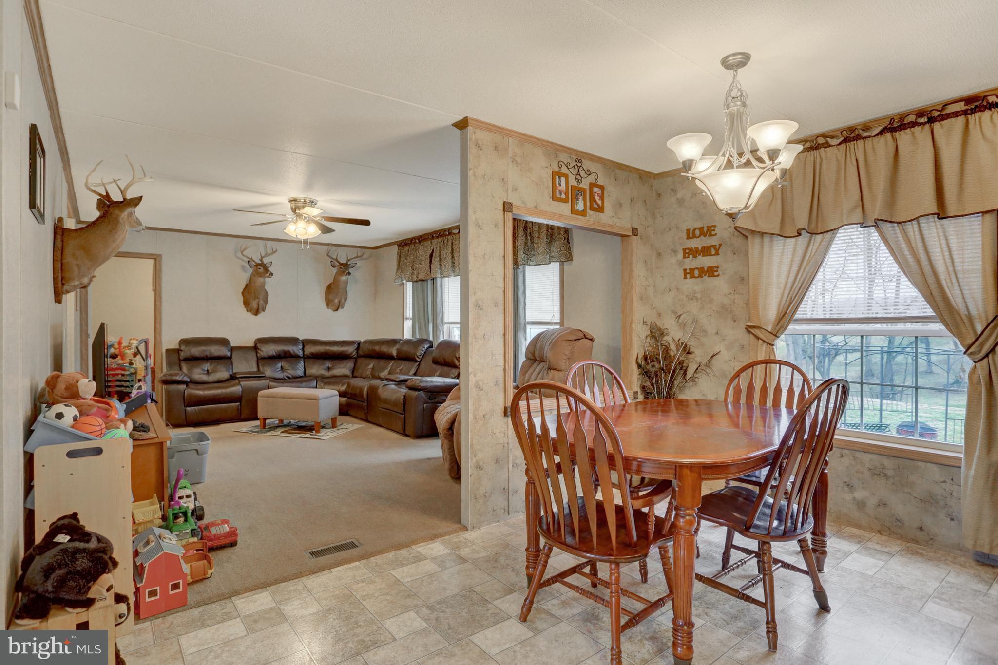 285 Hunters Valley Road Liverpool, PA 17045 - Photo 6 of 35 Eat in kitchen and family room
