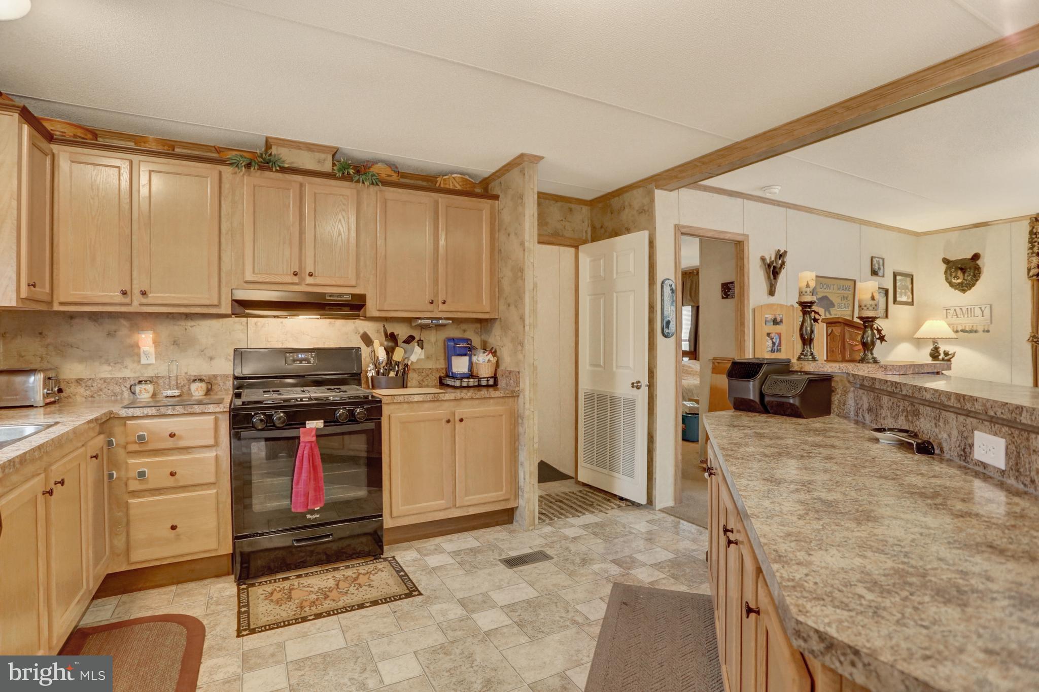285 Hunters Valley Road Liverpool, PA 17045 - Photo 9 of 35 Gas stove!