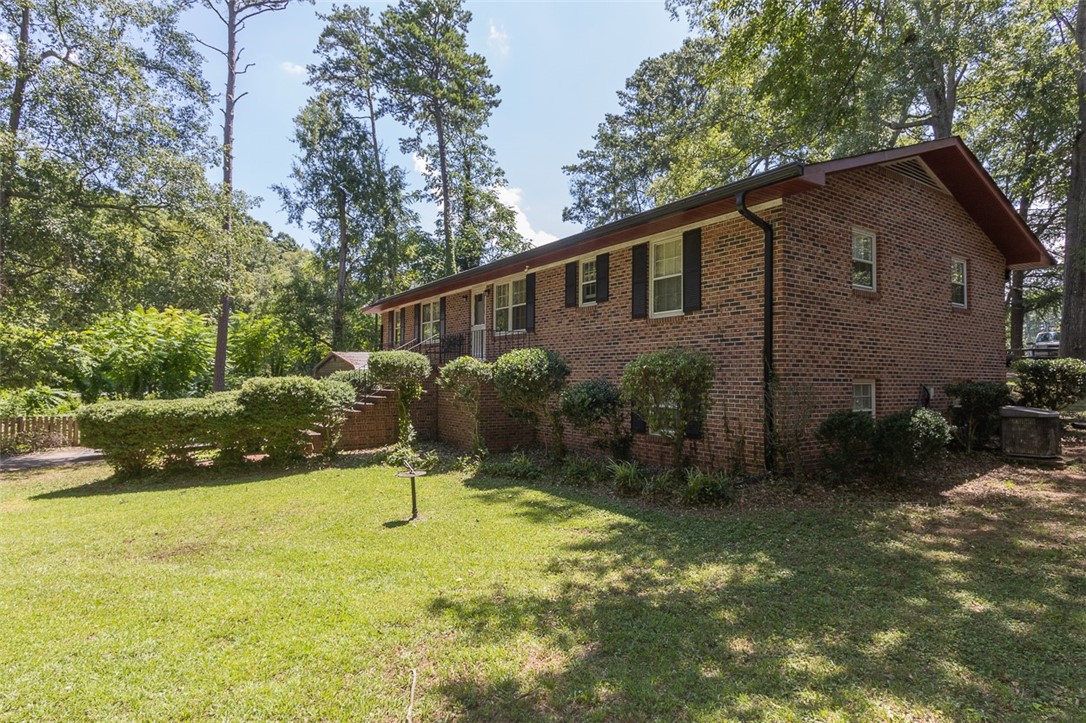 1007 Hiawatha Drive Anderson, SC 29621 - Photo 6 of 41