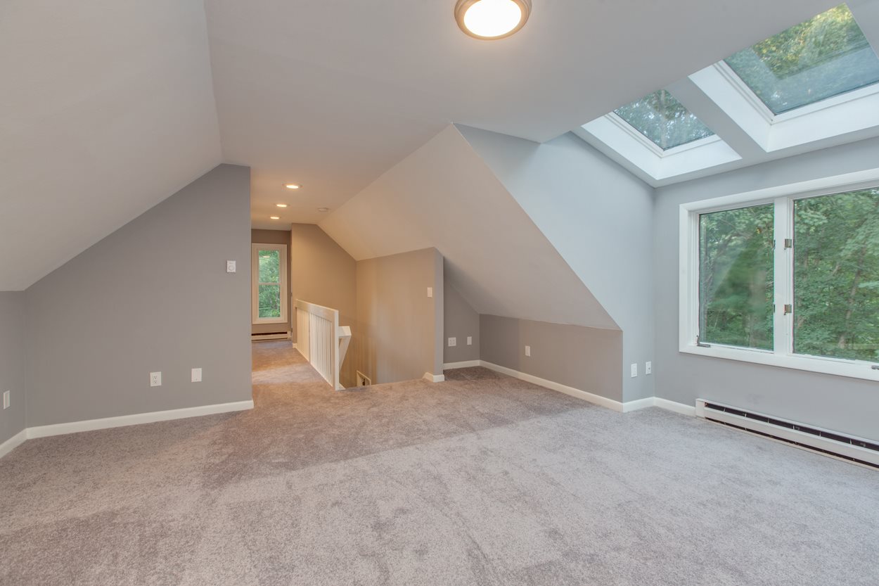 7 Sunridge Road Windham, NH 03087 - Photo 28 of 40