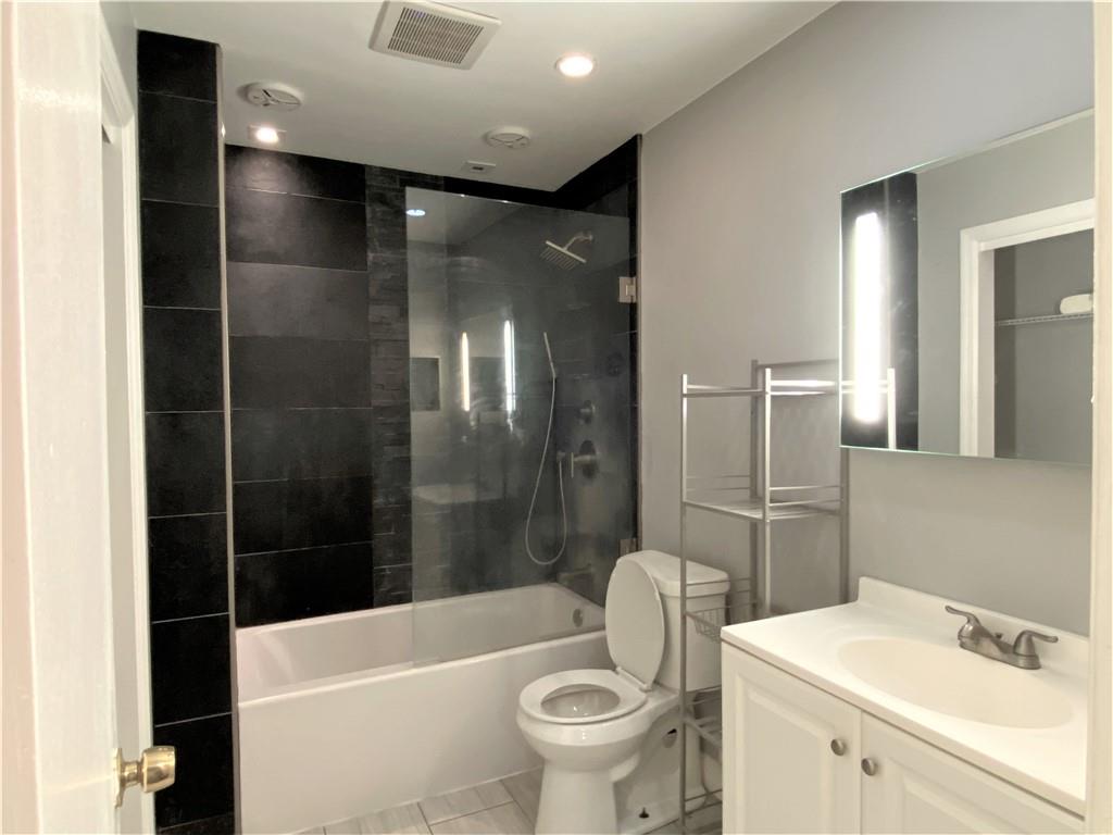 3079 Colonial Way, Unit J Atlanta, GA 30341 - Photo 11 of 16 Gallery Image 11