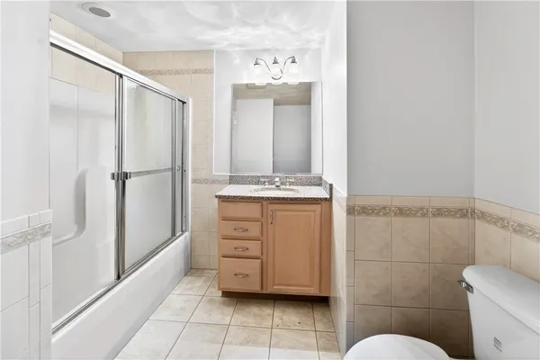 $489,900 | 97 Farnum Pike, Smithfield, RI 02917