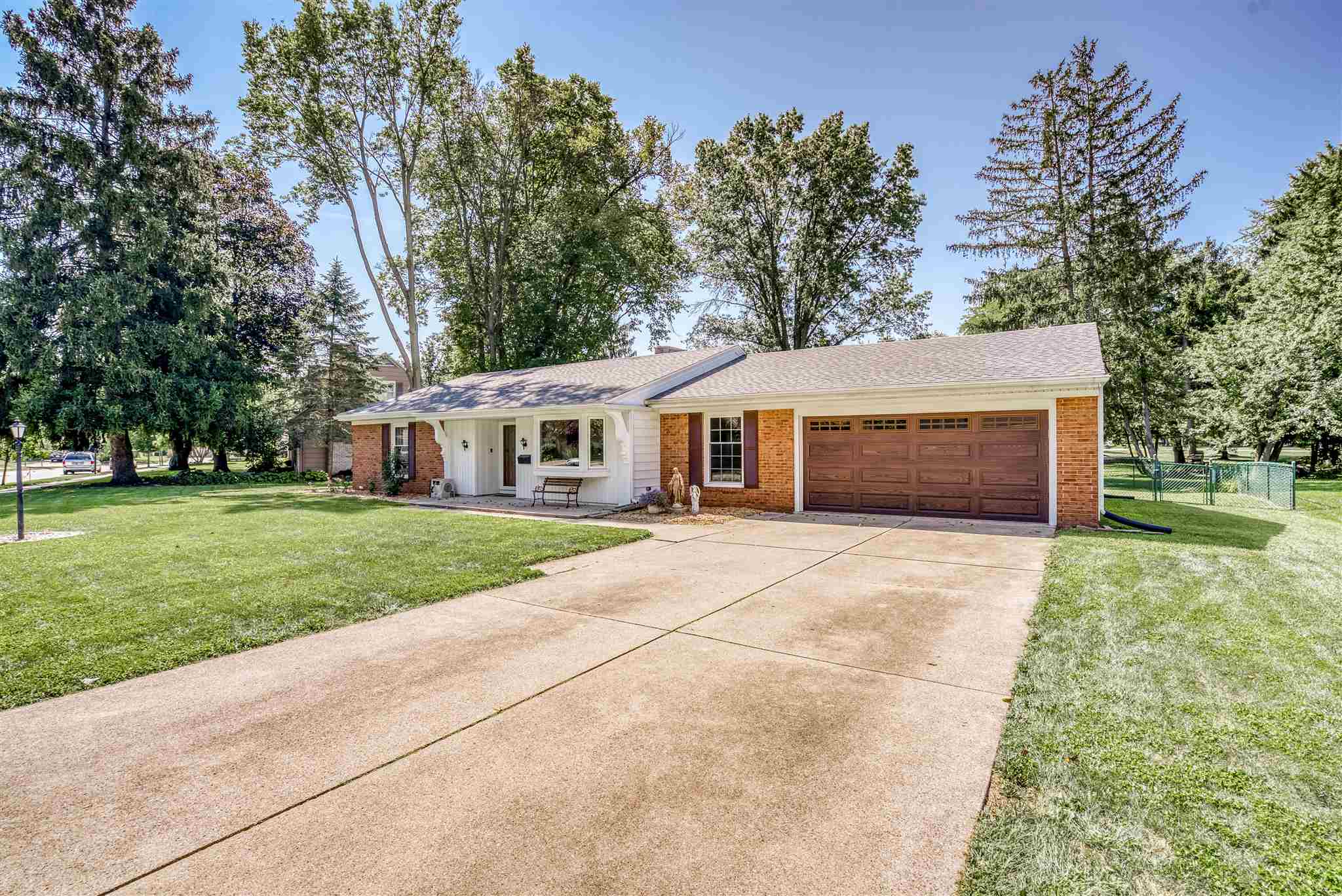 6940 Blue Mist Road Fort Wayne, IN 46819 - Photo 3 of 36