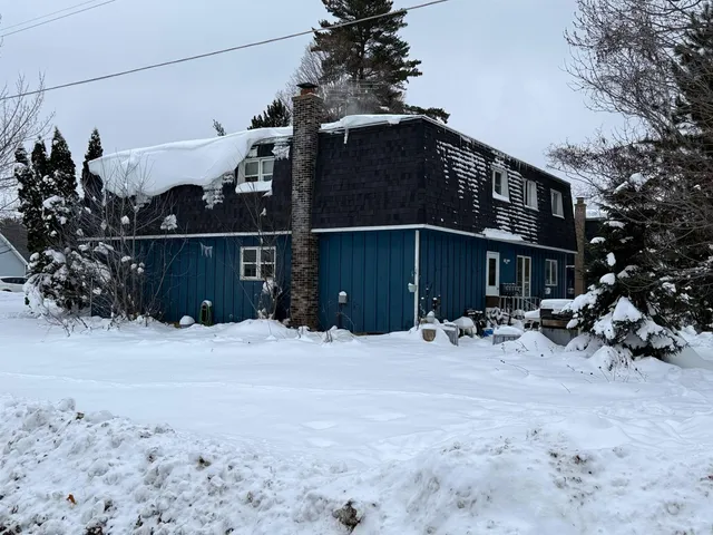 $459,000 | 6856 1st Avenue North, Lake Nebagamon, WI 54849