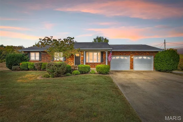 $349,000 | 4231 State Rte EE, Farmington, MO 63640