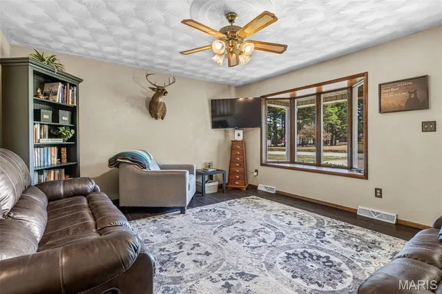 $349,000 | 4231 State Rte EE, Farmington, MO 63640