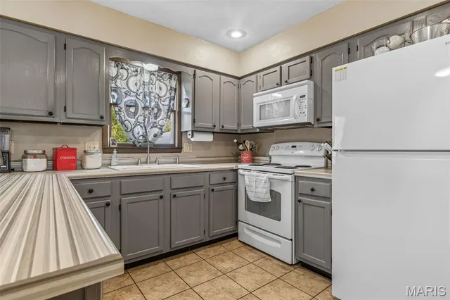 $349,000 | 4231 State Rte EE, Farmington, MO 63640