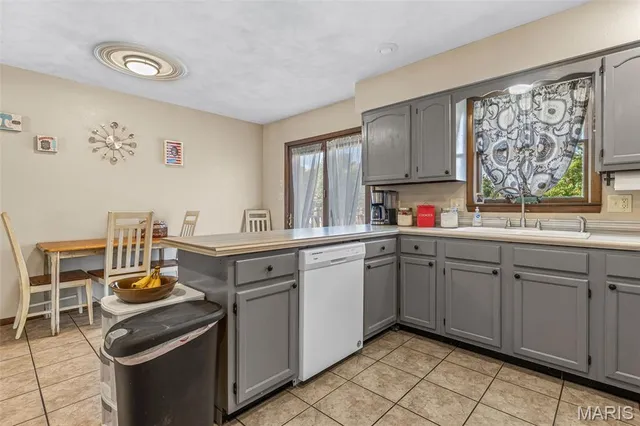 $349,000 | 4231 State Rte EE, Farmington, MO 63640