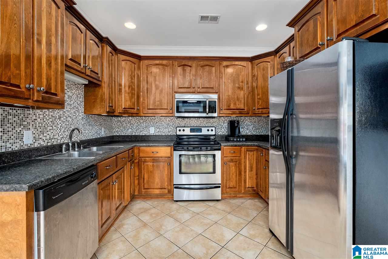 760 Ridgefield Way Odenville, AL 35120 - Photo 11 of 34