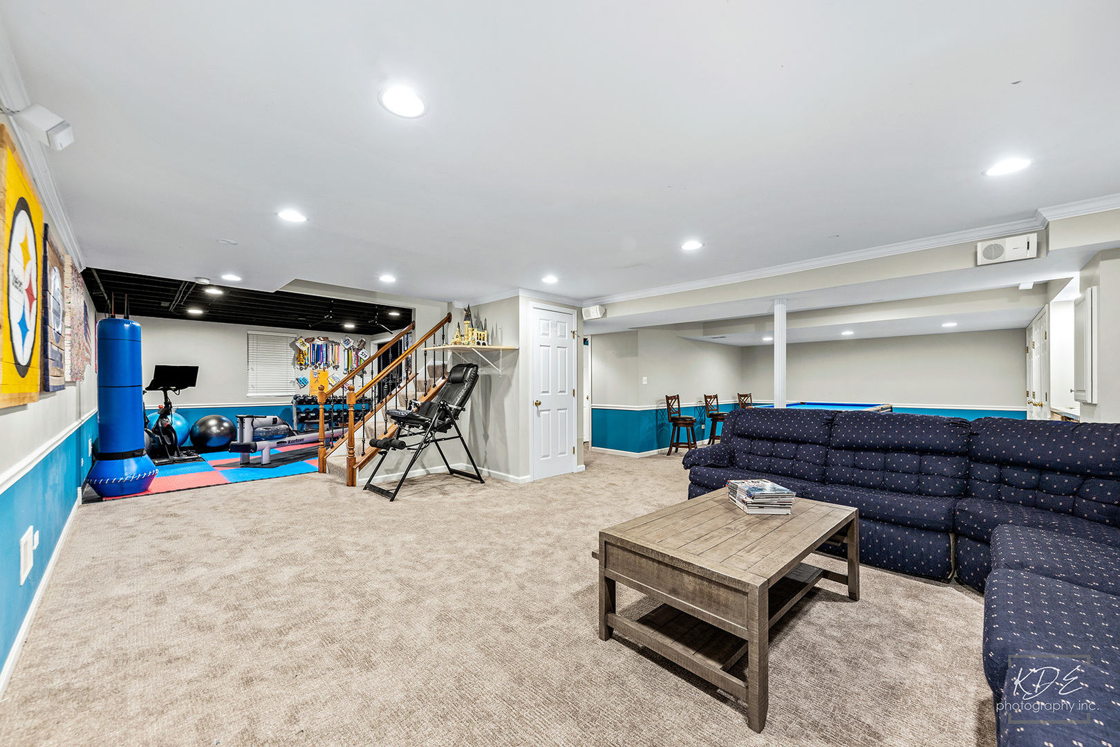 731 Gateshead Drive Naperville, IL 60565 - Photo 32 of 51 a living room with furniture and a table