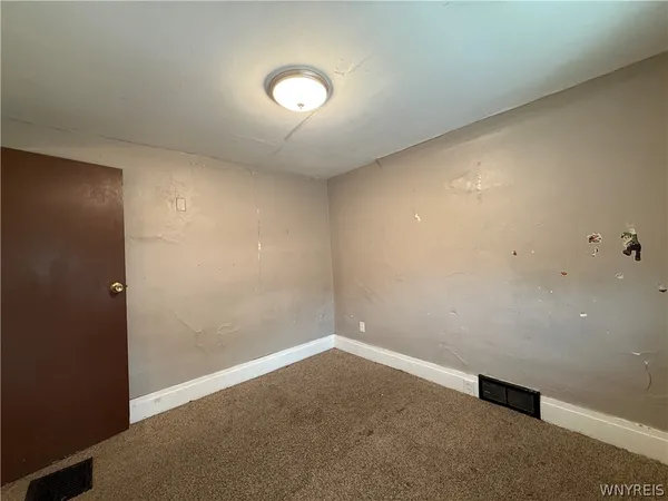 $134,900 | 77 Mayer Avenue, Buffalo, NY 14207