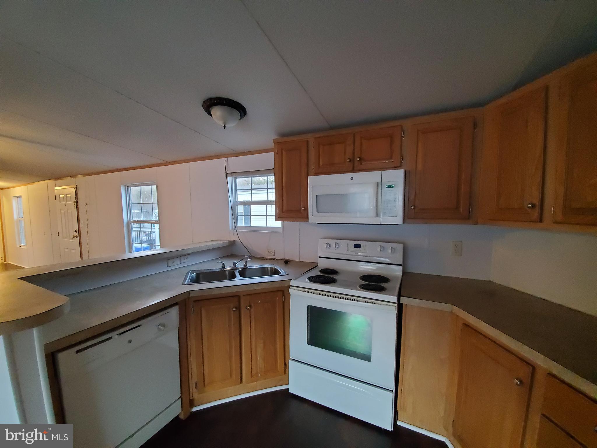 7810 Clark Road, Unit E21 Hanover, MD 21076 - Photo 6 of 18 Gallery Image 6