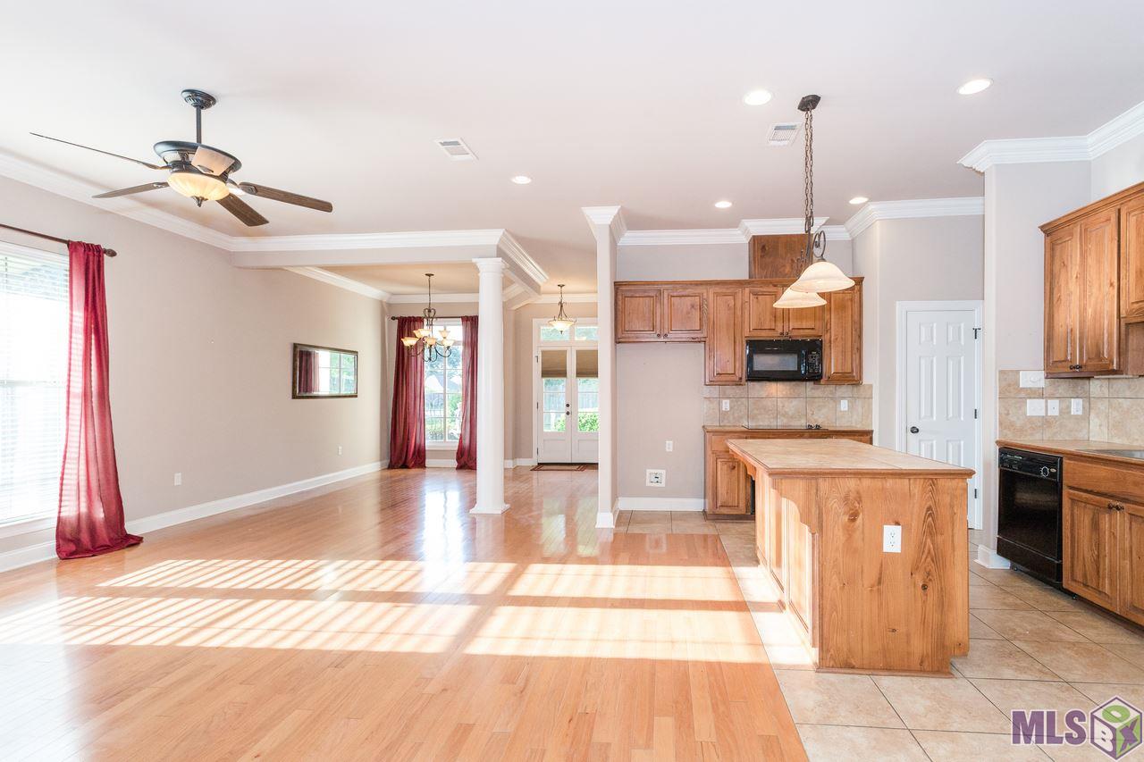 12939 Hidden Ridge Drive Baton Rouge, LA 70816 - Photo 4 of 31 Gallery Image 4