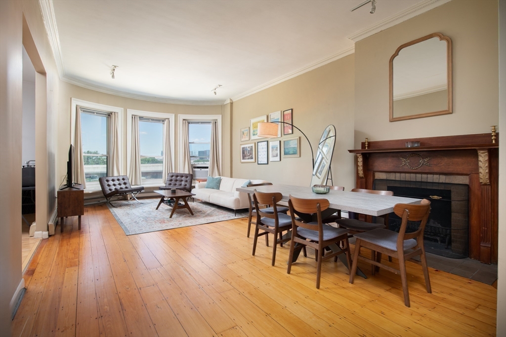 7 Bay State Road, Unit 2C Boston, MA 02215 - Photo 5 of 34