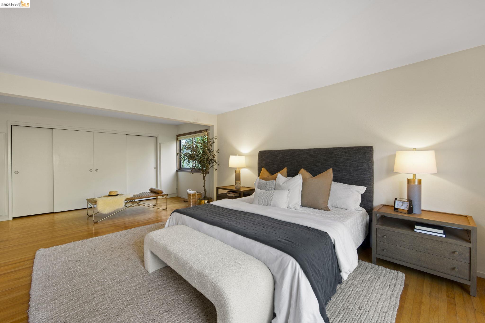 6476 Valley View Road Oakland, CA 94611 - Photo 20 of 50