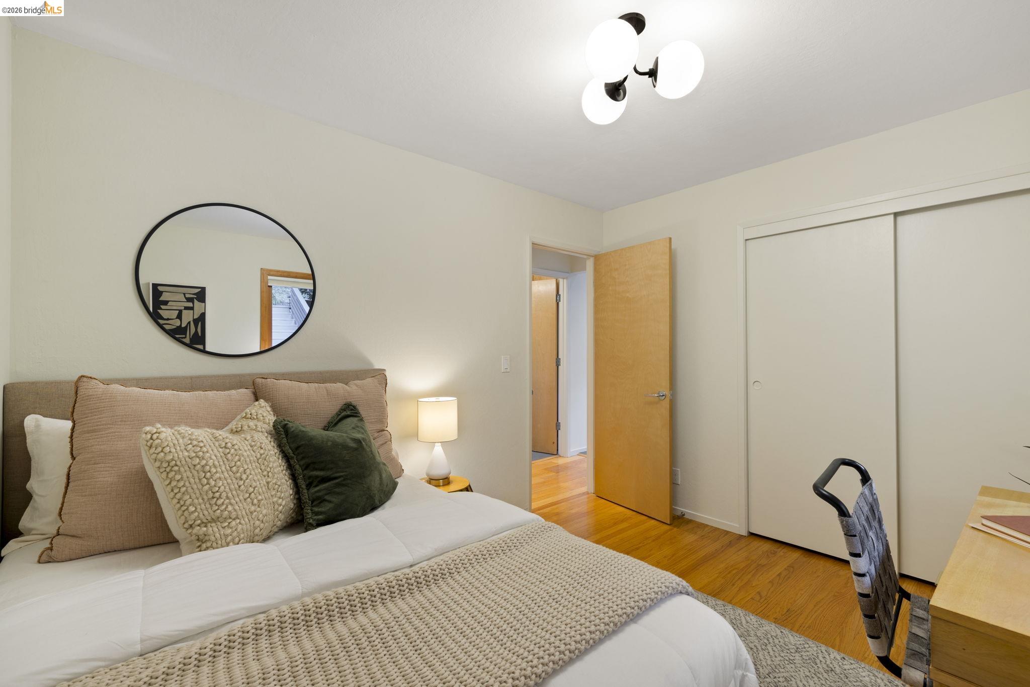 6476 Valley View Road Oakland, CA 94611 - Photo 24 of 50