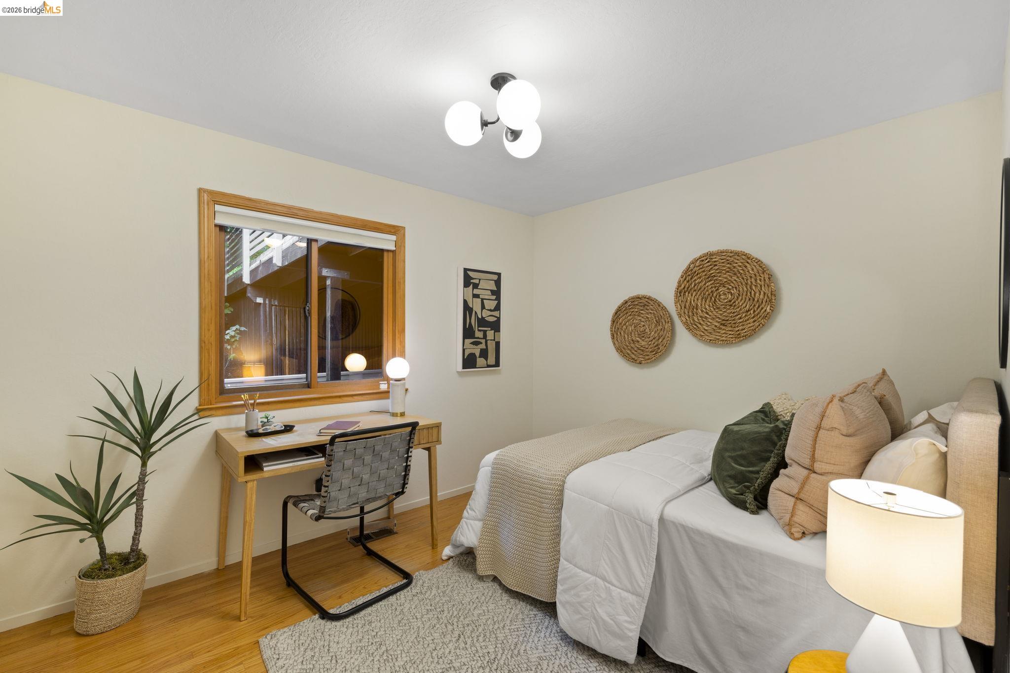 6476 Valley View Road Oakland, CA 94611 - Photo 25 of 50