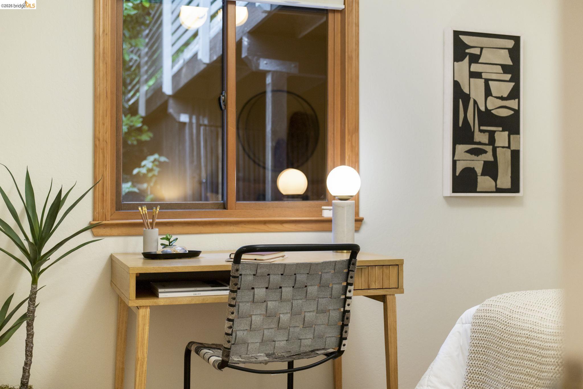 6476 Valley View Road Oakland, CA 94611 - Photo 26 of 50