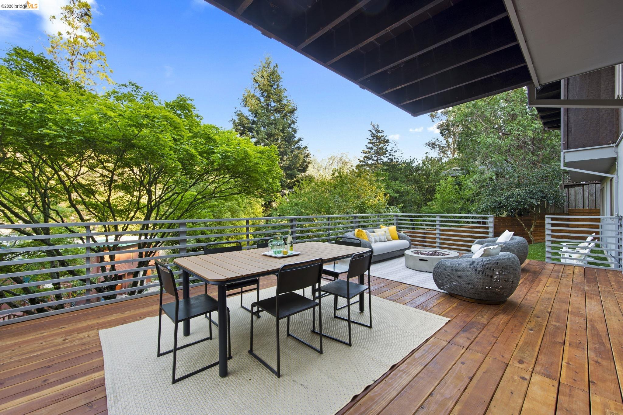 6476 Valley View Road Oakland, CA 94611 - Photo 41 of 50