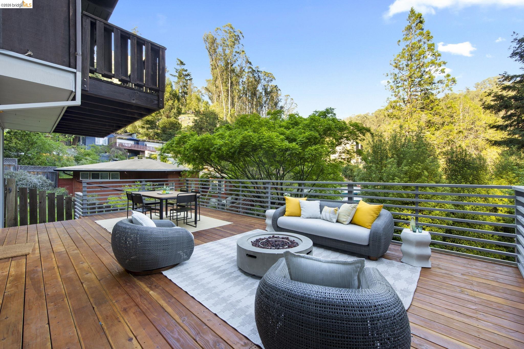 6476 Valley View Road Oakland, CA 94611 - Photo 46 of 50