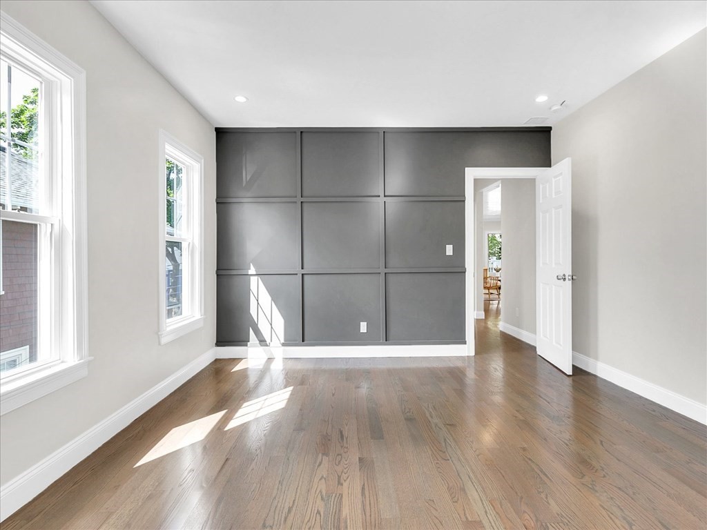 18 Laurel Street, Unit 18 Arlington, MA 02476 - Photo 18 of 34