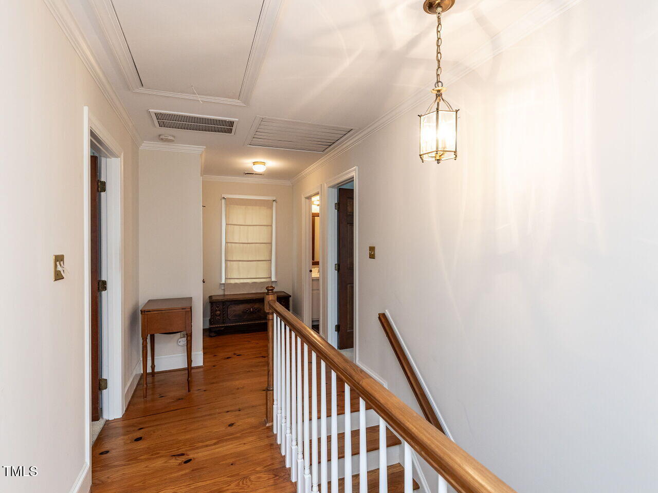 3701 Swann Street Raleigh, NC 27612 - Photo 20 of 30 022-1280x960-upstairs-hallway