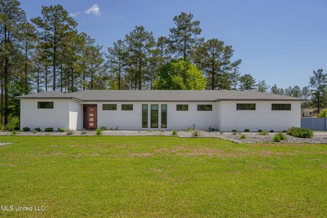 $774,900 | 227 Jo Ann Drive, Sumrall, MS 39482