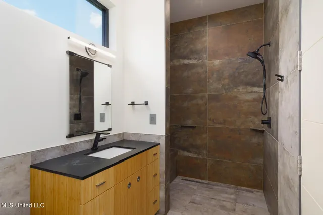 $774,900 | 227 Jo Ann Drive, Sumrall, MS 39482