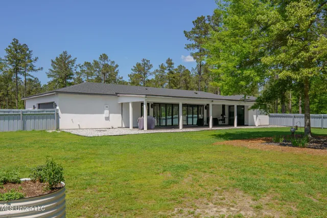$774,900 | 227 Jo Ann Drive, Sumrall, MS 39482