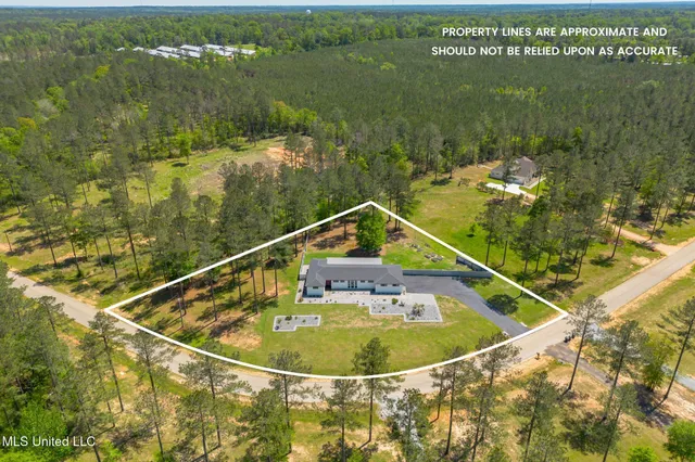 $774,900 | 227 Jo Ann Drive, Sumrall, MS 39482