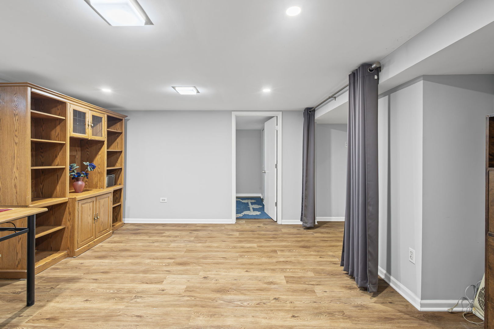 5459 Suffield Court Skokie, IL 60077 - Photo 13 of 25