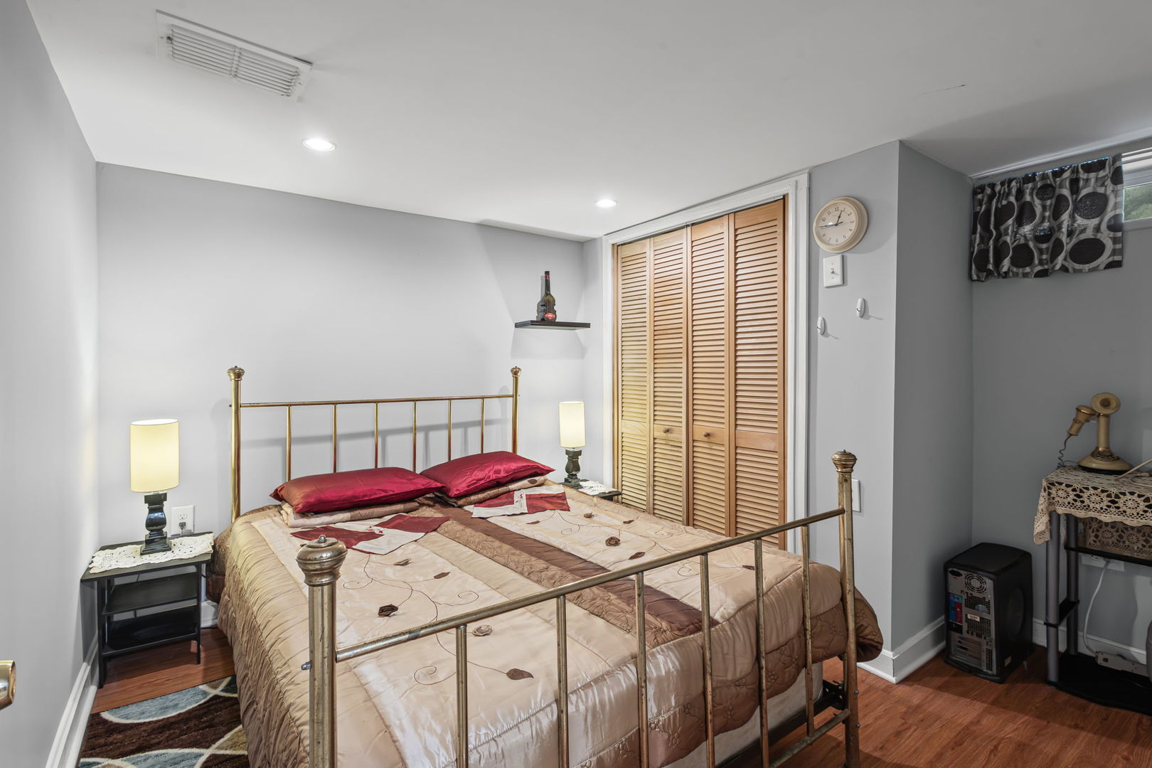 5459 Suffield Court Skokie, IL 60077 - Photo 15 of 25