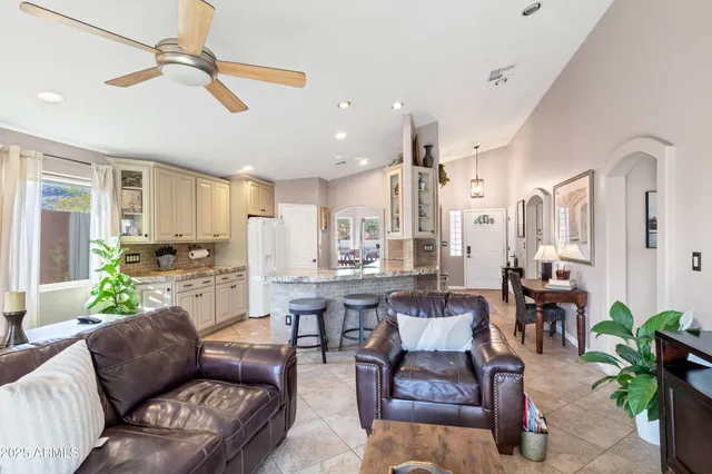 $9,400 | 1329 East Mescal Street, Phoenix, AZ 85020