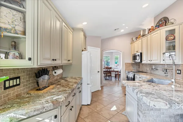 $5,500 | 1329 East Mescal Street, Phoenix, AZ 85020