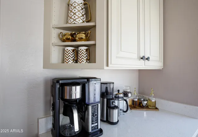 $9,400 | 1329 East Mescal Street, Phoenix, AZ 85020