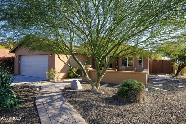 $5,500 | 1329 East Mescal Street, Phoenix, AZ 85020