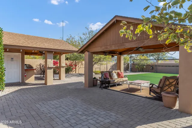 $9,400 | 1329 East Mescal Street, Phoenix, AZ 85020