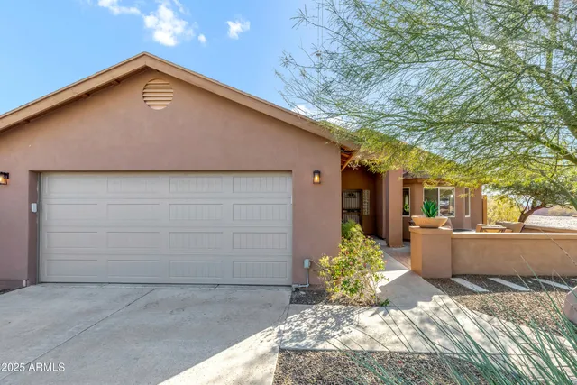 $9,400 | 1329 East Mescal Street, Phoenix, AZ 85020