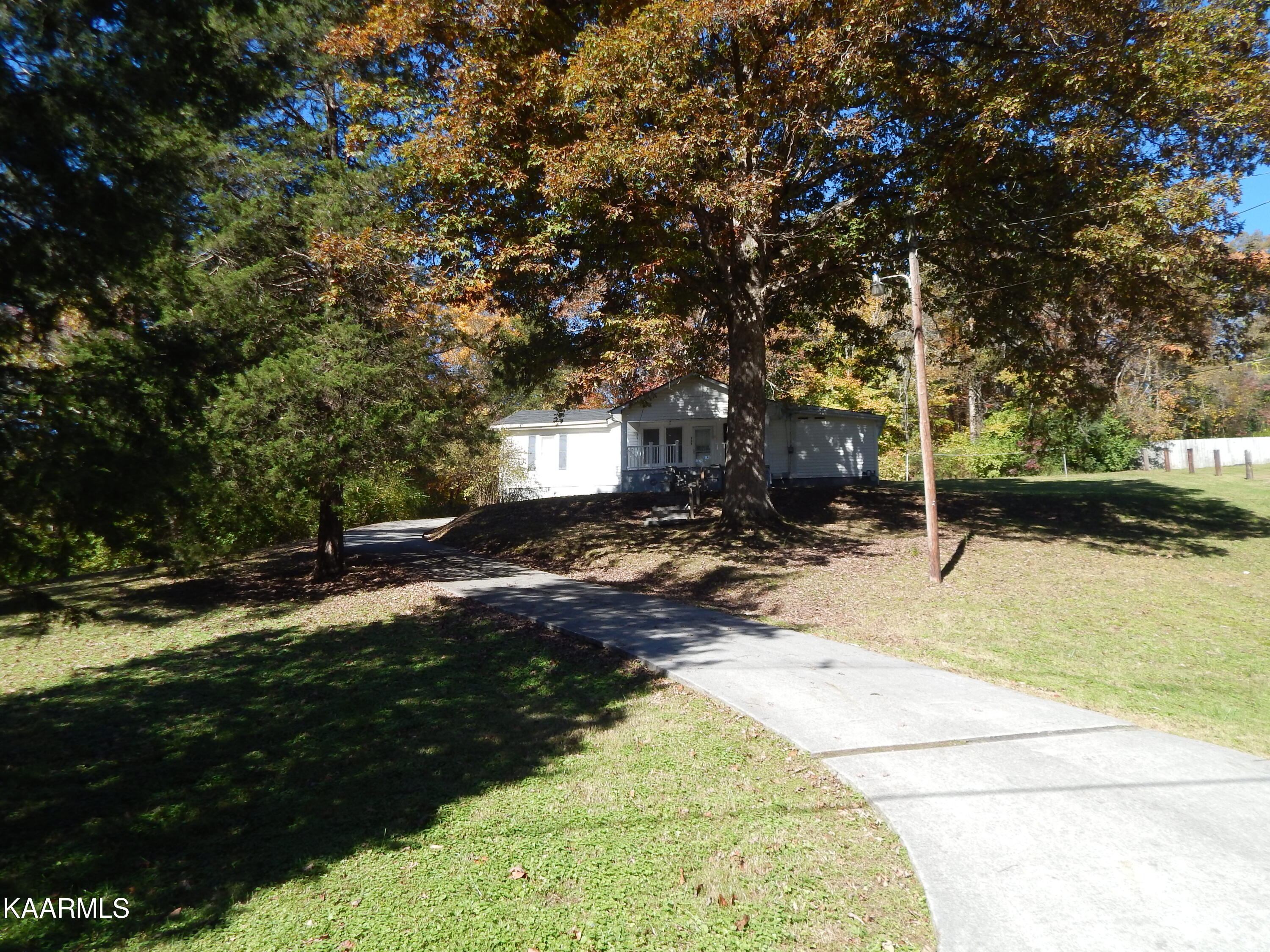 330 Old Tacora Hills Road Clinton, TN 37716 - Photo 22 of 25 DSCN8074
