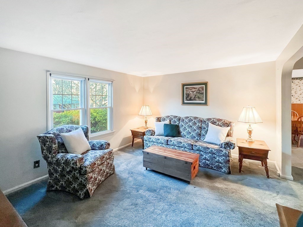 109 Roy Street Springfield, MA 01104 - Photo 12 of 30