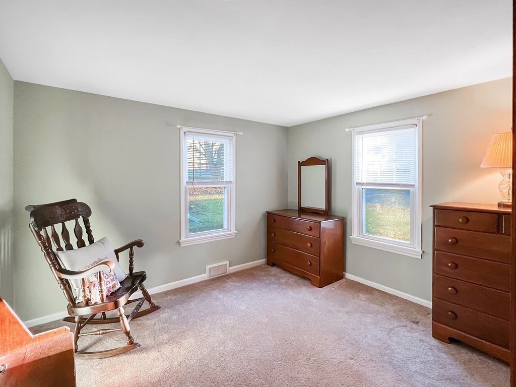 109 Roy Street Springfield, MA 01104 - Photo 19 of 30