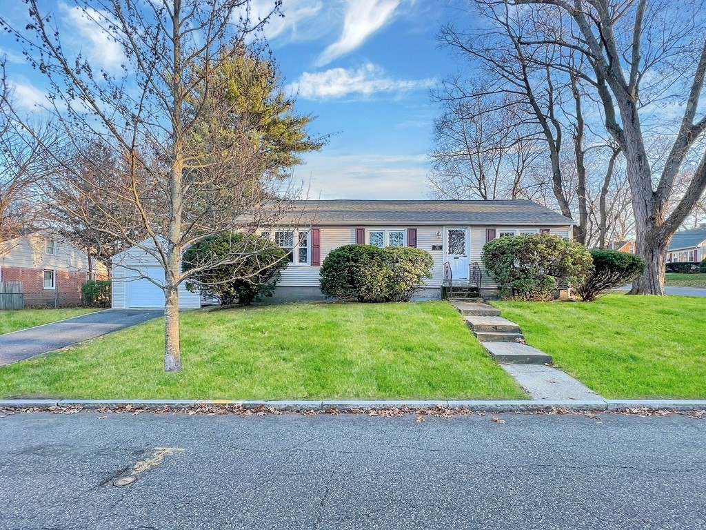 109 Roy Street Springfield, MA 01104 - Photo 30 of 30