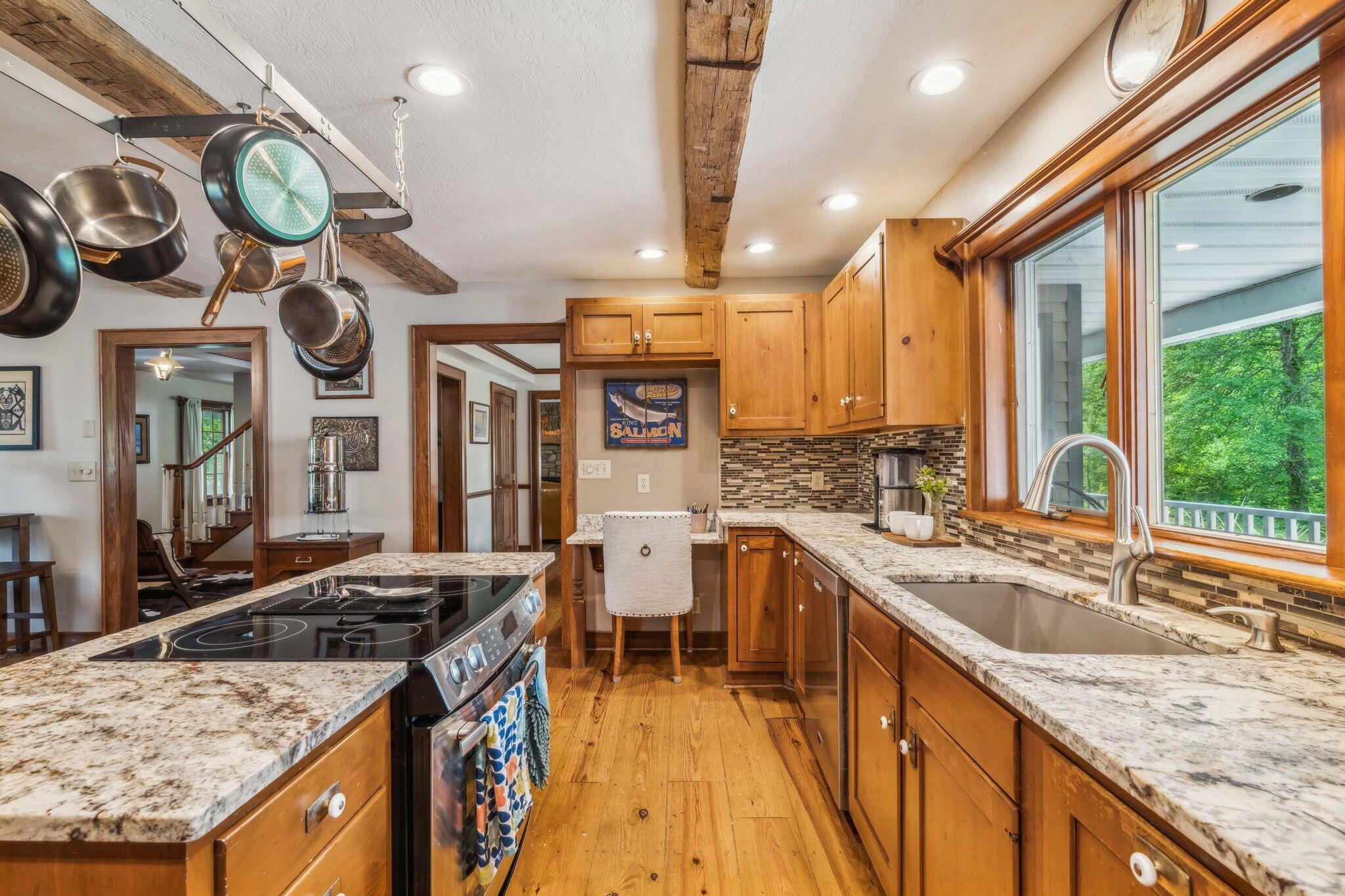 2330 Lackey Old State Road Delaware, OH 43015 - Photo 20 of 63 Kitchen