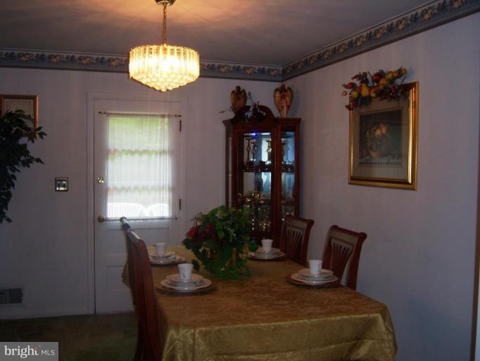 12713 Glynis Road Clinton, MD 20735 - Photo 6 of 22 Dining Room