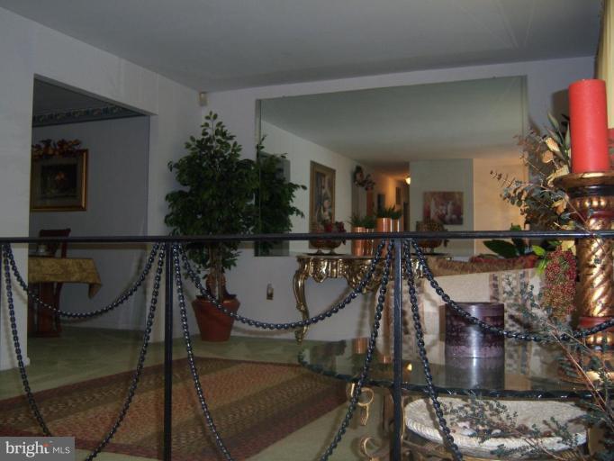 12713 Glynis Road Clinton, MD 20735 - Photo 8 of 22 Living Room #2
