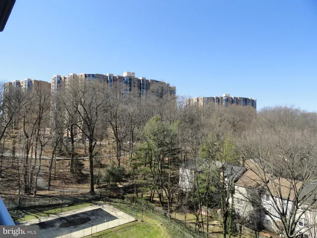 $168,000 | 2059 Huntington Avenue, Unit 908, Alexandria, VA 22303