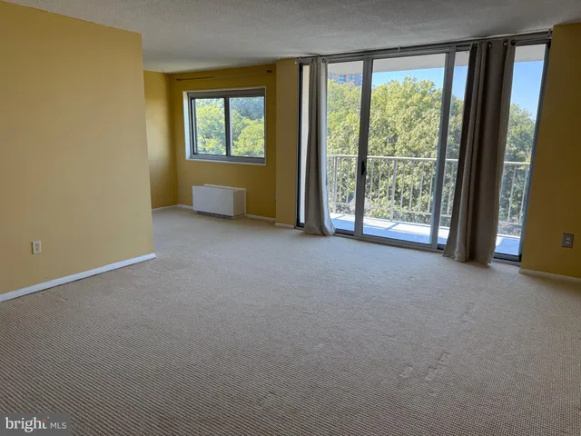 $168,000 | 2059 Huntington Avenue, Unit 908, Alexandria, VA 22303