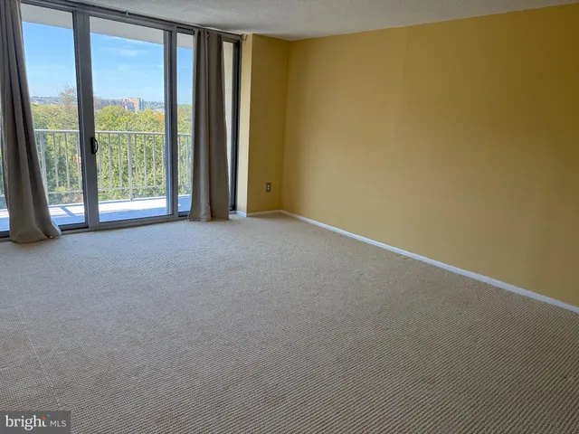 $168,000 | 2059 Huntington Avenue, Unit 908, Alexandria, VA 22303