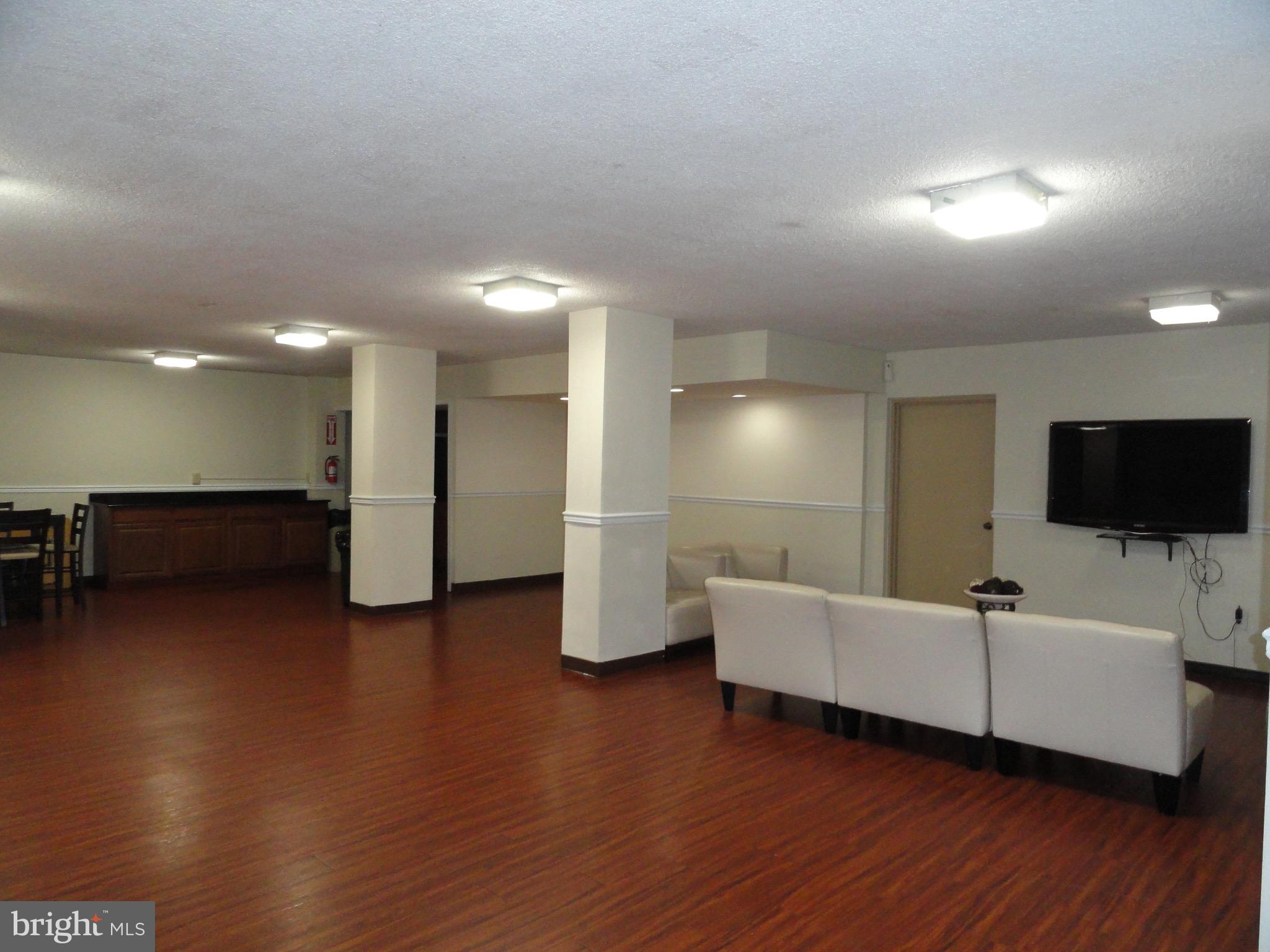 2059 Huntington Avenue, Unit 908 Alexandria, VA 22303 - Photo 8 of 21